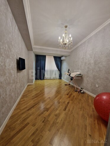 Продаётся 5-комн. новостройка 250 м², photo 24 from 32
