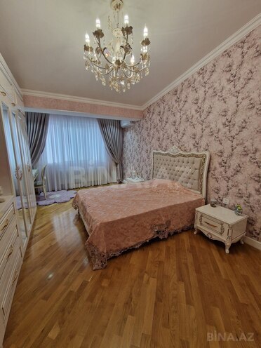 Продаётся 5-комн. новостройка 250 м², photo 29 from 32