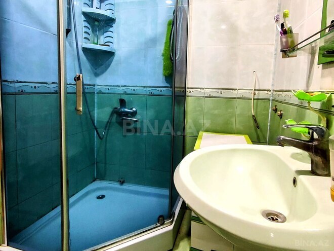 Satılır 2 otaqlı köhnə tikili 50 m², Qara Qarayev m., photo 12 from 18