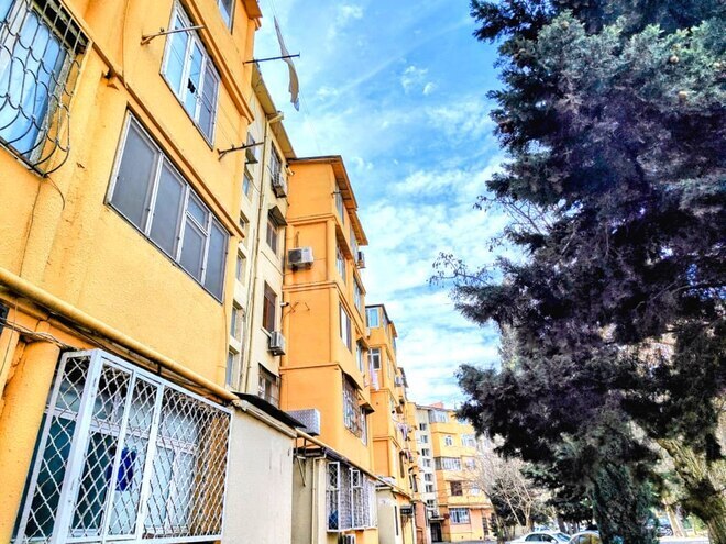 Satılır 2 otaqlı köhnə tikili 50 m², Qara Qarayev m., photo 5 from 18