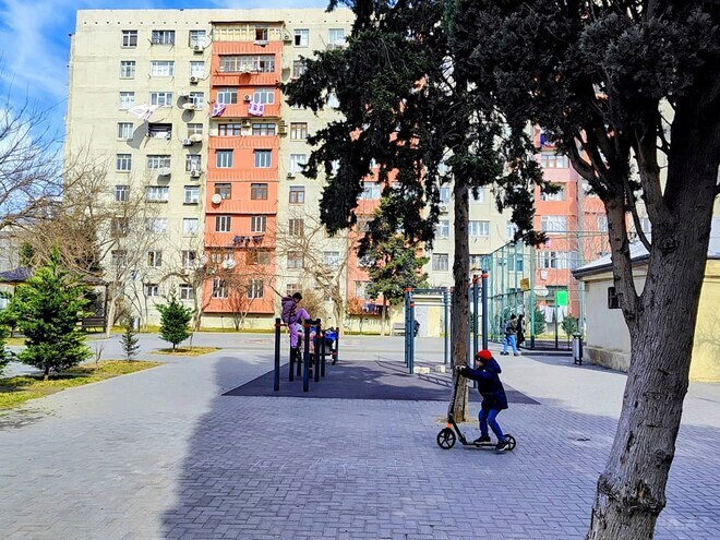 Satılır 2 otaqlı köhnə tikili 50 m², Qara Qarayev m., photo 13 from 18