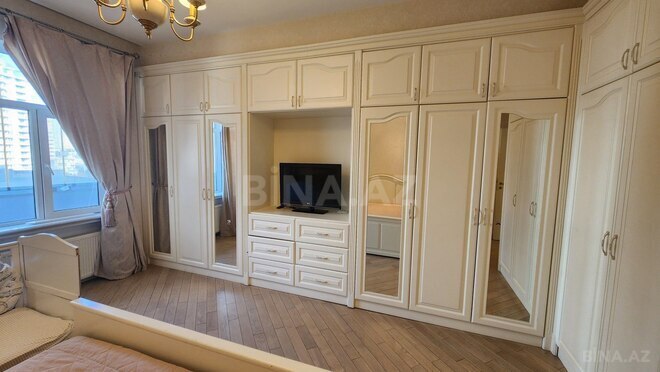 Продаётся 4-комн. новостройка 186 м², м. Низами, photo 16 from 31