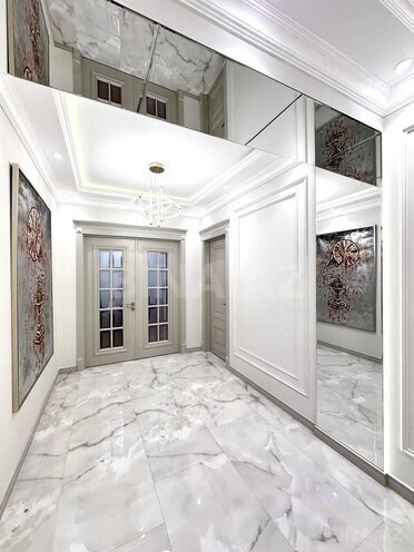 Satılır 3 otaqlı yeni tikili 130 m², İnşaatçılar m., photo 4 from 11
