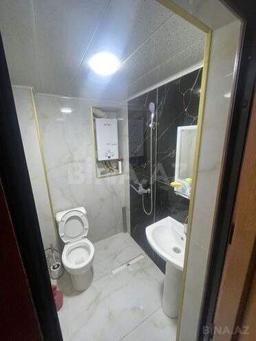 Продаётся 3-комн. вторичка 70 м², м. Кара Караев, photo 8 from 11