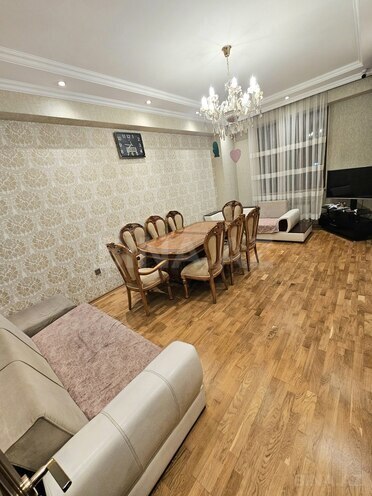 Сдаётся 3-комн. новостройка 95 м², м. Кара Караев, photo 4 from 24