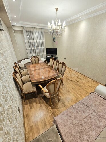 Сдаётся 3-комн. новостройка 95 м², м. Кара Караев, photo 5 from 24
