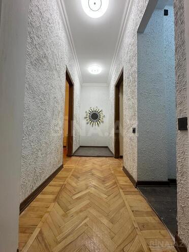 Satılır 2 otaqlı köhnə tikili 54 m², Yasamal q., photo 5 from 19