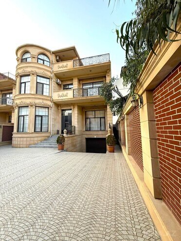 Satılır 9 otaqlı həyət evi/bağ evi 650 m², Səbail r., photo 4 from 32