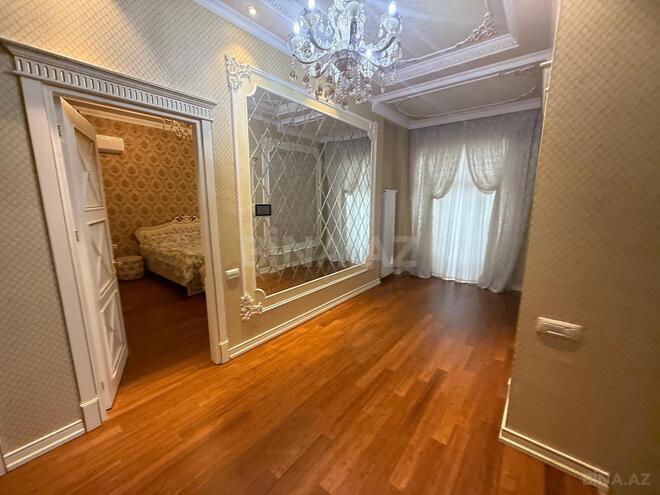 Satılır 9 otaqlı həyət evi/bağ evi 650 m², Səbail r., photo 31 from 32