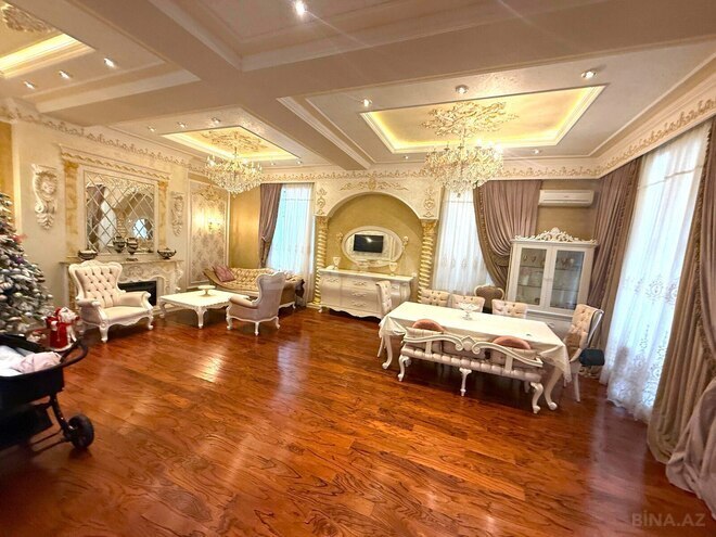Satılır 9 otaqlı həyət evi/bağ evi 650 m², Səbail r., photo 8 from 32