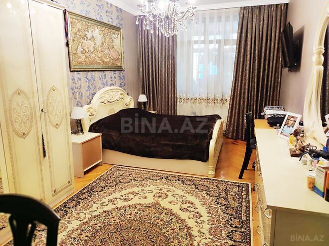 Satılır 4 otaqlı köhnə tikili 110 m², Azadlıq Prospekti m., photo 8 from 12