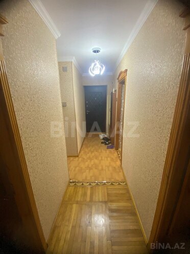 Продаётся 3-комн. вторичка 70 м², м. Кара Караев, photo 15 from 17