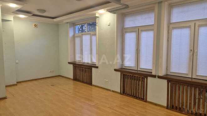 Сдаётся 2-комн. офис 80 м², м. Элмляр Академиясы, photo 3 from 10