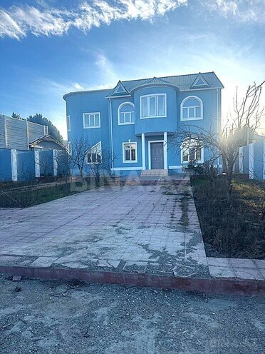 Продаётся 8-комн. дом/дача 500 м², пос. Новханы, photo 1 from 16