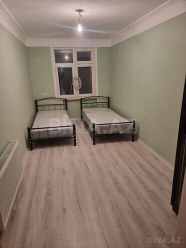 Сдаётся 3-комн. вторичка 70 м², Абшеронcкий  р., photo 4 from 10