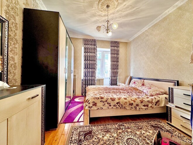 Продаётся 2-комн. вторичка 55 м², м. Кара Караев, photo 10 from 16