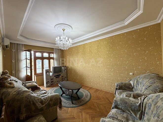 Satılır 4 otaqlı köhnə tikili 100 m², Bakıxanov q., photo 6 from 30