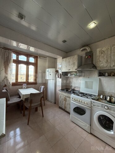 Satılır 4 otaqlı köhnə tikili 100 m², Bakıxanov q., photo 17 from 30