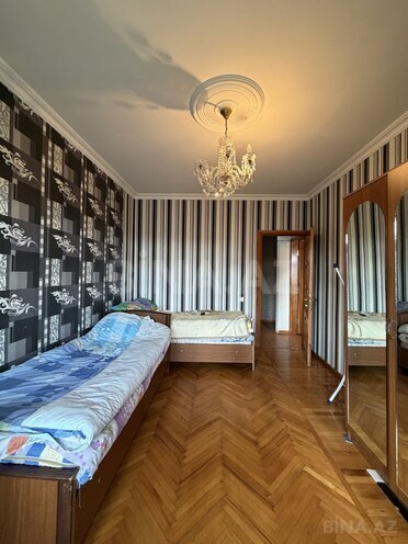Satılır 4 otaqlı köhnə tikili 100 m², Bakıxanov q., photo 15 from 30