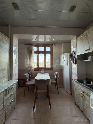 Satılır 4 otaqlı köhnə tikili 100 m², Bakıxanov q., photo 18 from 30