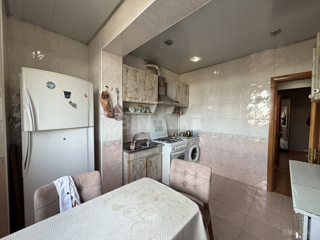 Satılır 4 otaqlı köhnə tikili 100 m², Bakıxanov q., photo 19 from 30