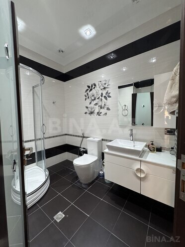 Сдаётся 3-комн. новостройка 175 м², м. Низами, photo 19 from 32