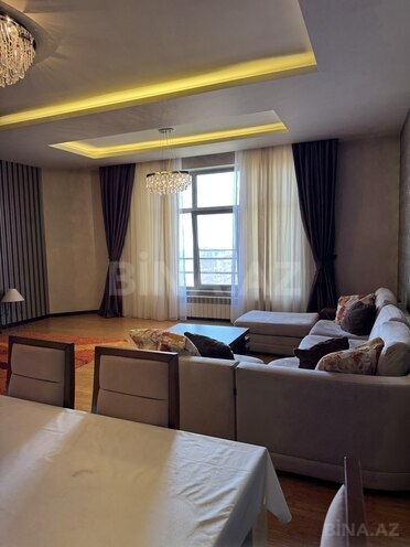 Сдаётся 3-комн. новостройка 175 м², м. Низами, photo 11 from 32