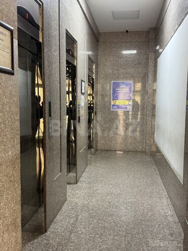 Сдаётся 3-комн. новостройка 175 м², м. Низами, photo 30 from 32