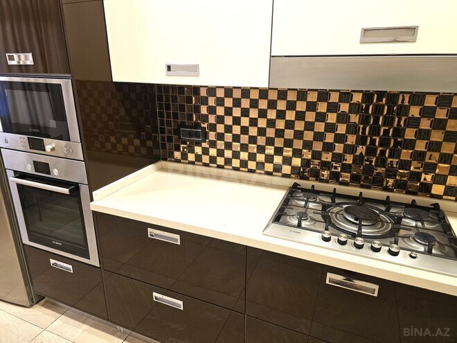 Продаётся 3-комн. новостройка 155 м², м. Низами, photo 16 from 32