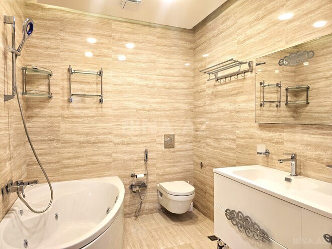 Продаётся 3-комн. новостройка 155 м², м. Низами, photo 23 from 32