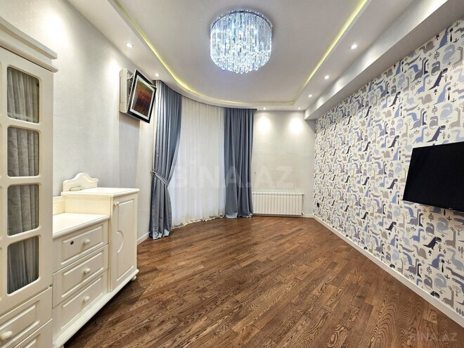Продаётся 3-комн. новостройка 155 м², м. Низами, photo 24 from 32