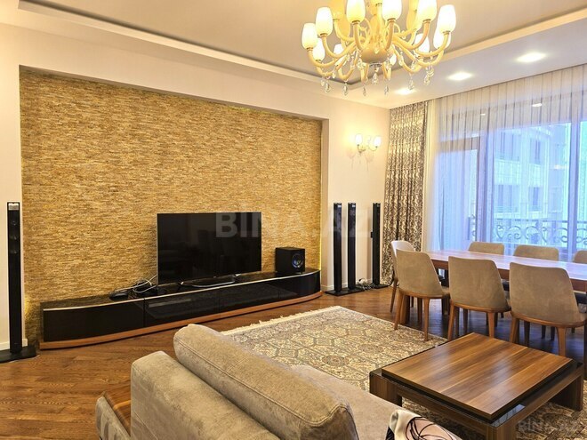 Продаётся 3-комн. новостройка 155 м², м. Низами, photo 12 from 32