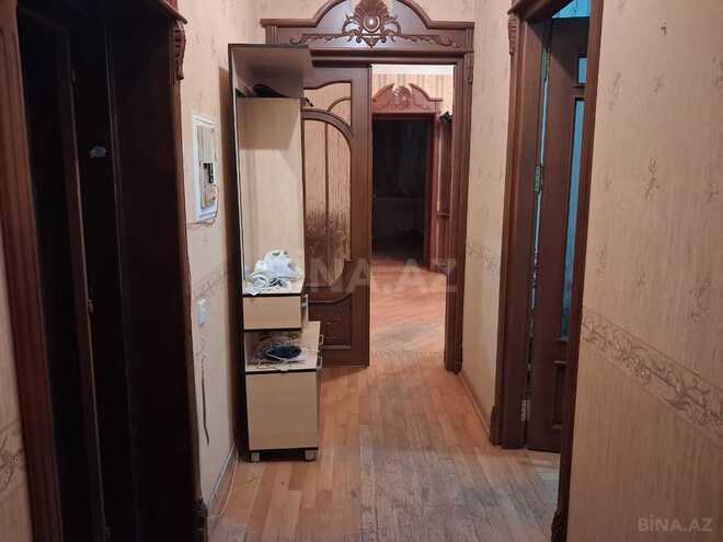 Продаётся 3-комн. вторичка 70 м², м. Элмляр Академиясы, photo 8 from 15