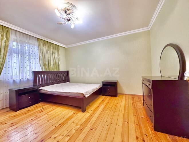 Satılır 4 otaqlı köhnə tikili 110 m², Qara Qarayev m., photo 15 from 20