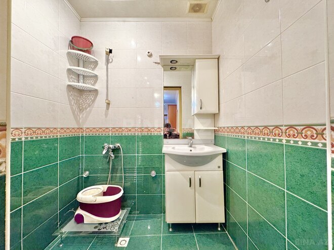 Satılır 4 otaqlı köhnə tikili 110 m², Qara Qarayev m., photo 5 from 20