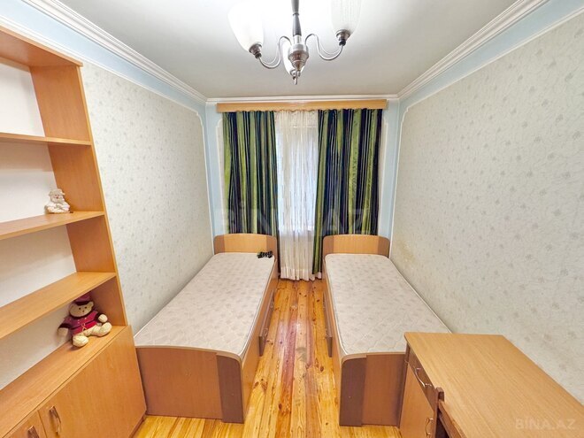 Satılır 4 otaqlı köhnə tikili 110 m², Qara Qarayev m., photo 10 from 20