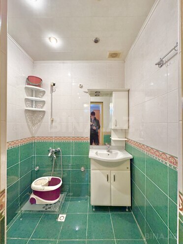 Satılır 4 otaqlı köhnə tikili 110 m², Qara Qarayev m., photo 4 from 20