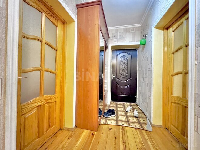 Satılır 4 otaqlı köhnə tikili 110 m², Qara Qarayev m., photo 17 from 20
