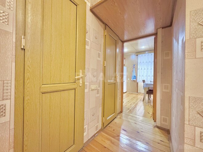 Satılır 4 otaqlı köhnə tikili 110 m², Qara Qarayev m., photo 11 from 20