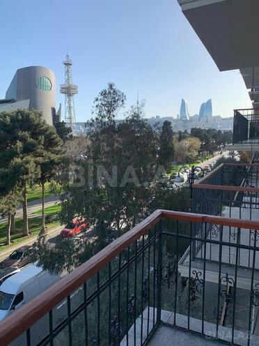 Сдаётся 4-комн. вторичка 120 м², м. Сахил, photo 16 from 17