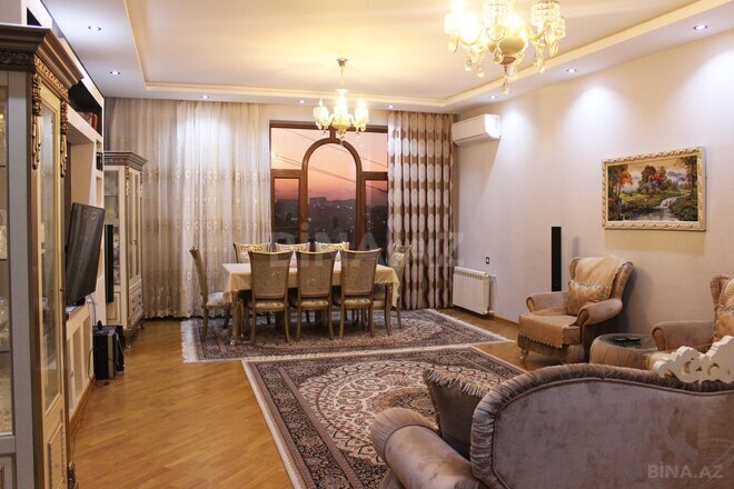 Satılır 9 otaqlı həyət evi/bağ evi 480 m², Qaraçuxur q., photo 14 from 30