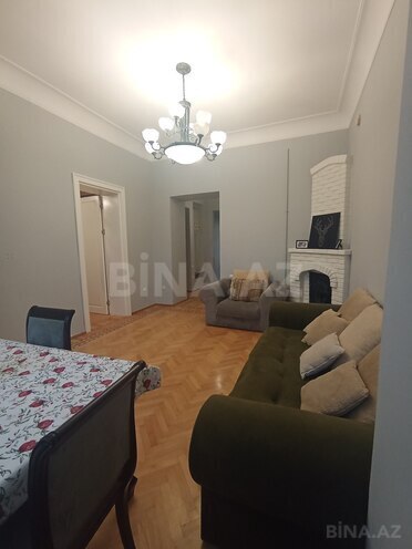 Сдаётся 2-комн. вторичка 56 м², м. Низами, photo 6 from 22