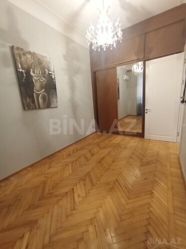 Сдаётся 2-комн. вторичка 56 м², м. Низами, photo 21 from 22