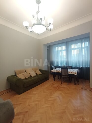 Сдаётся 2-комн. вторичка 56 м², м. Низами, photo 8 from 22