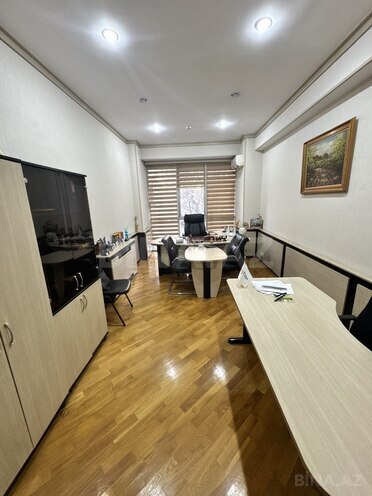 Сдаётся 3-комн. офис 210 м², м. Нариман Нариманов, photo 14 from 24
