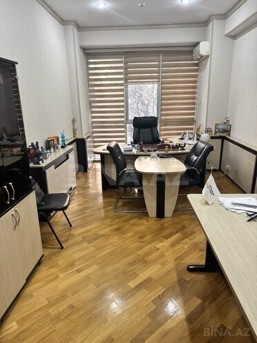 Сдаётся 3-комн. офис 210 м², м. Нариман Нариманов, photo 12 from 24