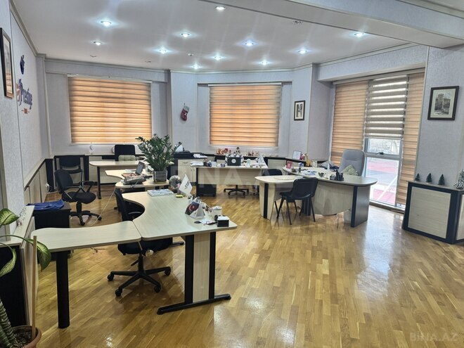 Сдаётся 3-комн. офис 210 м², м. Нариман Нариманов, photo 8 from 24