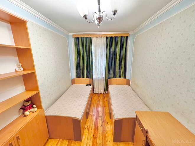 Satılır 4 otaqlı köhnə tikili 110 m², Qara Qarayev m., photo 12 from 19