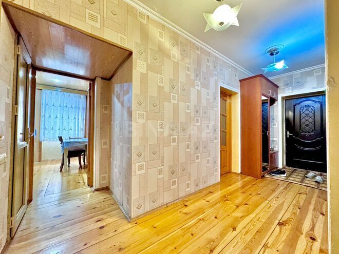 Satılır 4 otaqlı köhnə tikili 110 m², Qara Qarayev m., photo 9 from 19