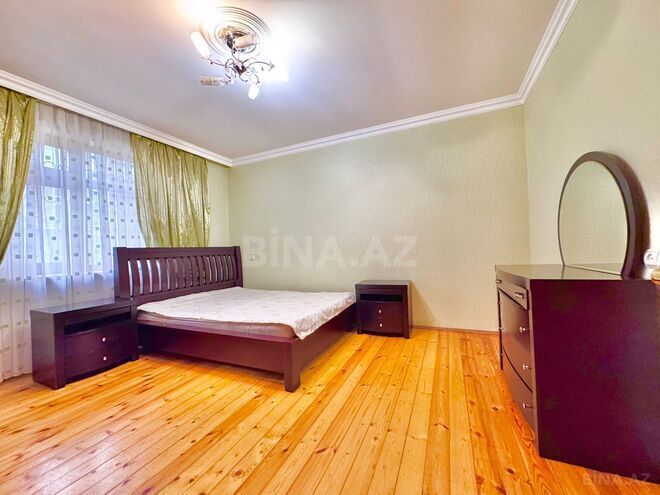Satılır 4 otaqlı köhnə tikili 110 m², Qara Qarayev m., photo 5 from 19